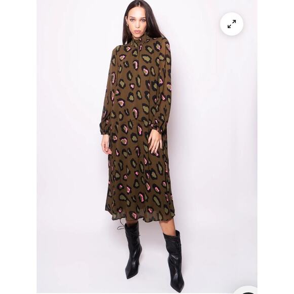 B24 Essentiel Antwerp Leopard Dress Womens 8 Model Off Duty Hailey Bieber Style - Picture 1 of 8